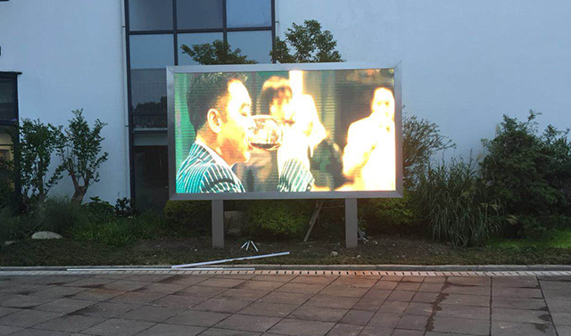 江蘇無(wú)錫協(xié)和學(xué)校P6戶外高清LED顯示屏項(xiàng)目由上海智彩科技設(shè)計(jì)、安裝